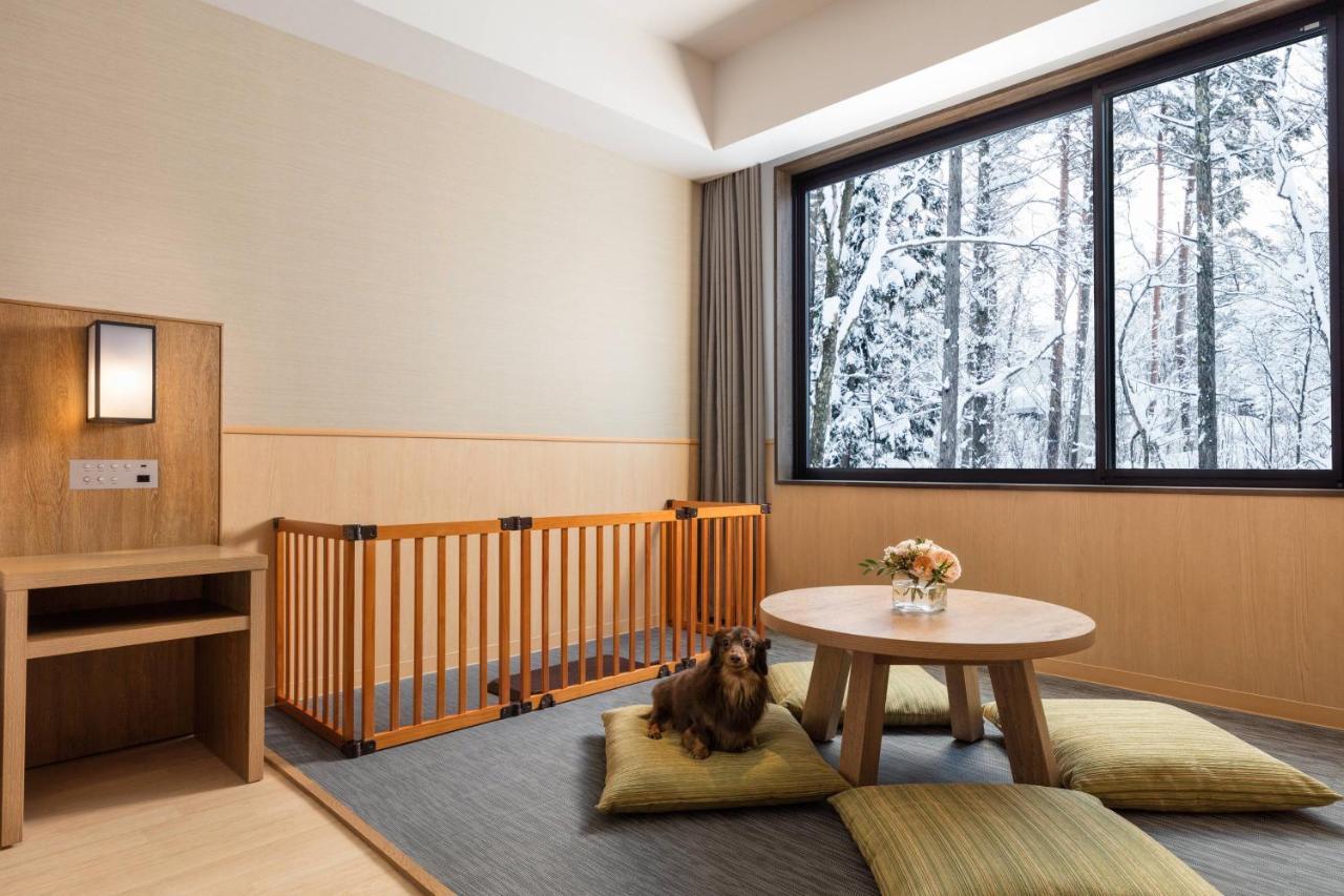 Отель Courtyard By Marriott Хакуба-Мура Экстерьер фото