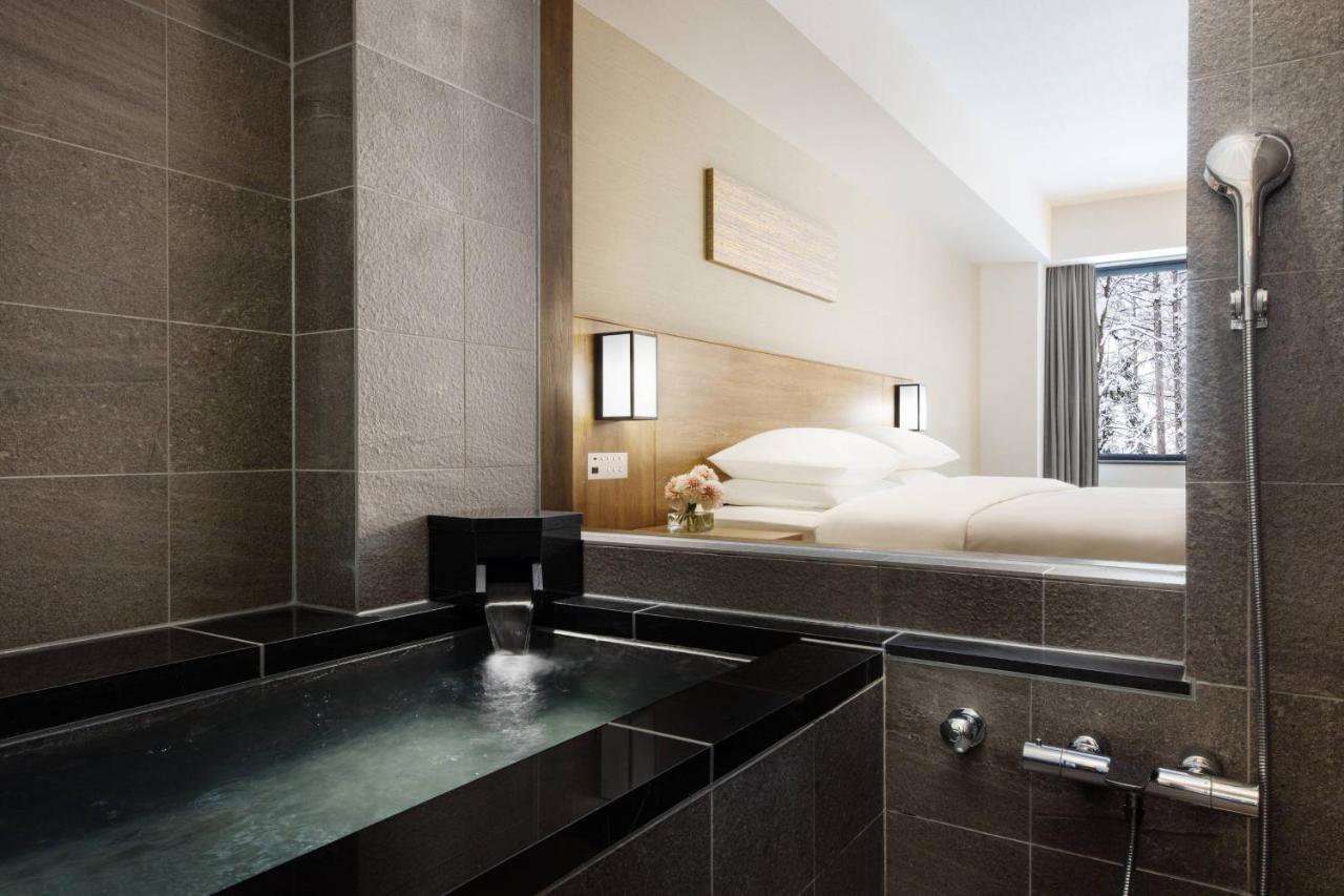 Отель Courtyard By Marriott Хакуба-Мура Экстерьер фото