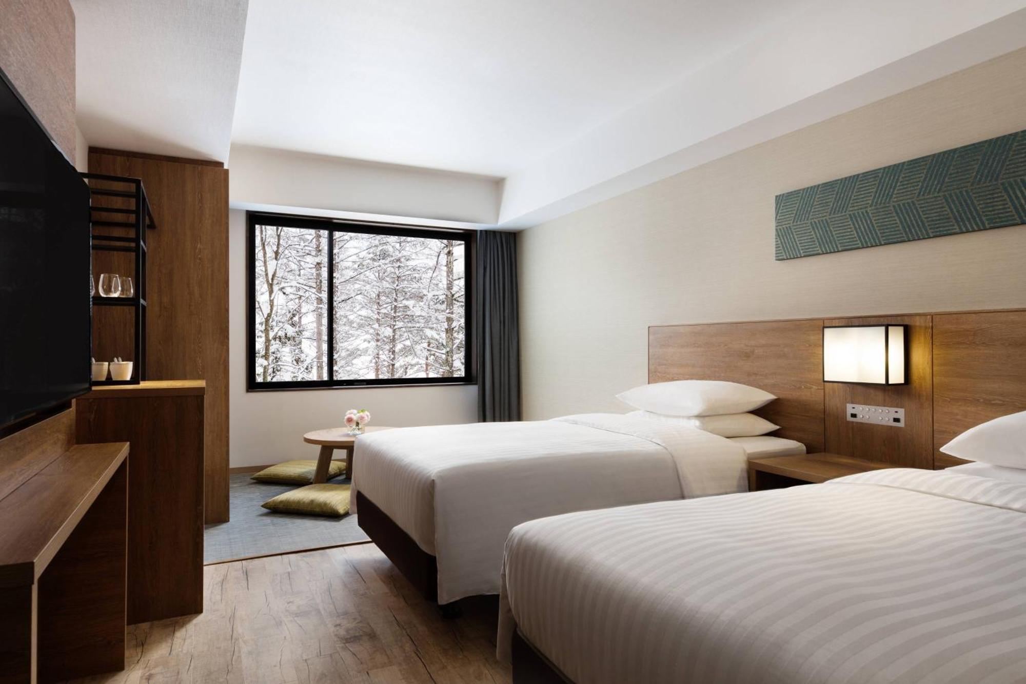 Отель Courtyard By Marriott Хакуба-Мура Экстерьер фото